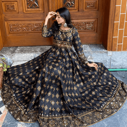 Sheesh Mahal Maxi A Regal Ensemble Fit for Royalty! 👗 - Virsa