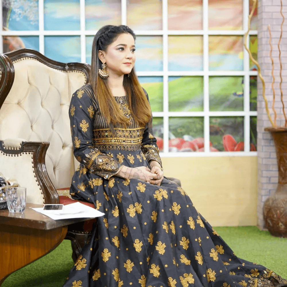 Mahoor Maxi : in Timeless Black! 🖤 - Virsa