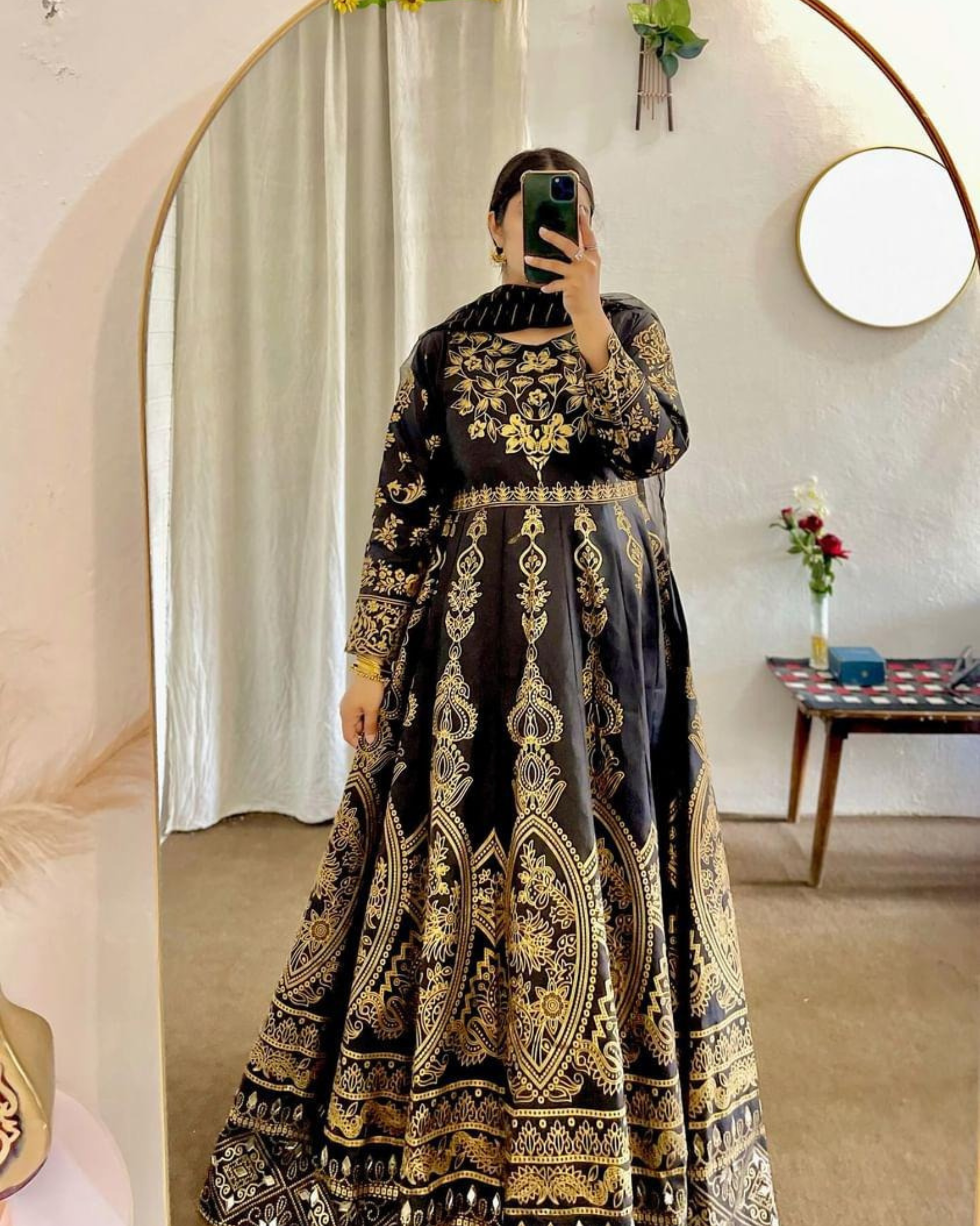 Moor Mahal-BLK 3 Piece