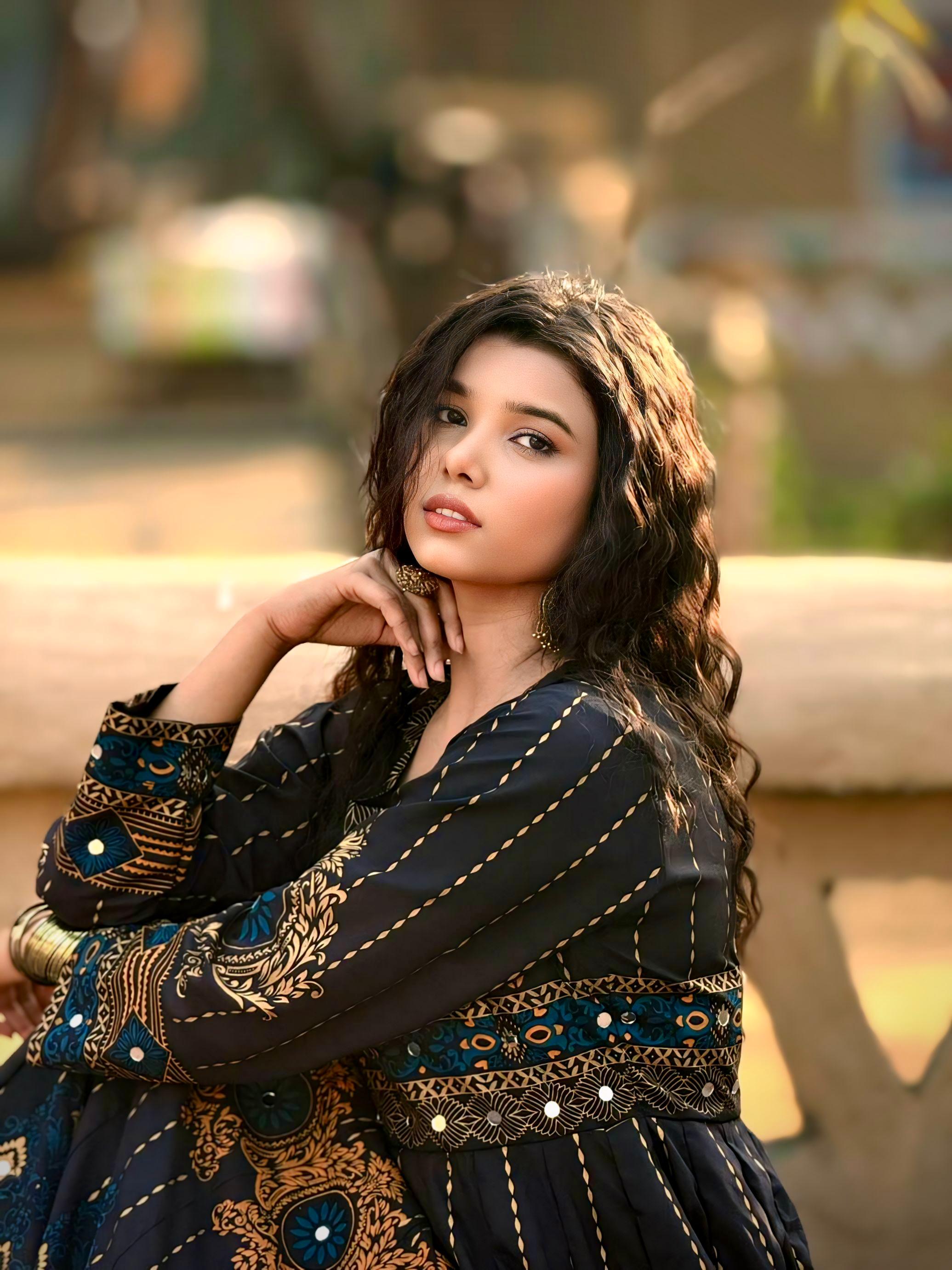 Gul Naaz-BLK 3 Piece