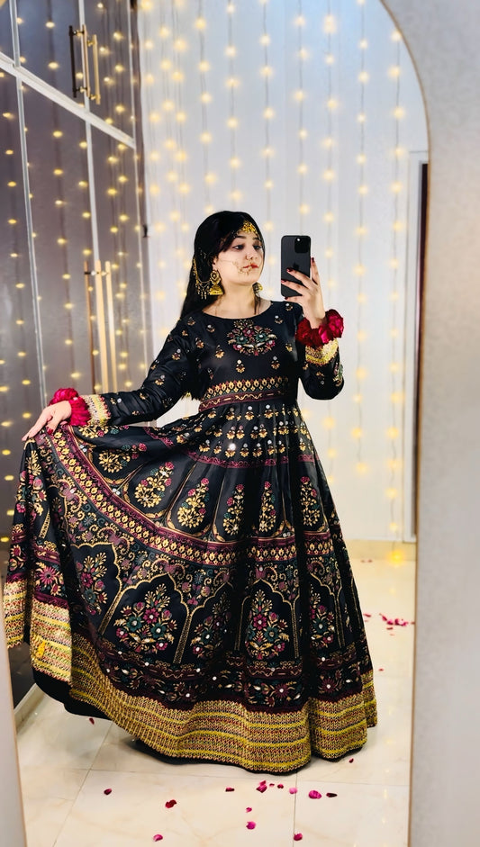 "Mastani Design Maxi 3 Pc"
