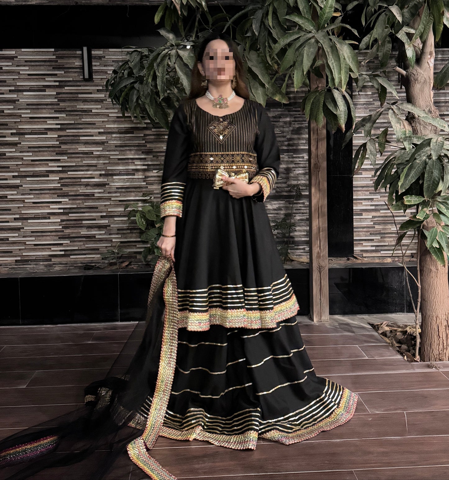 Gul Rukh-BLK