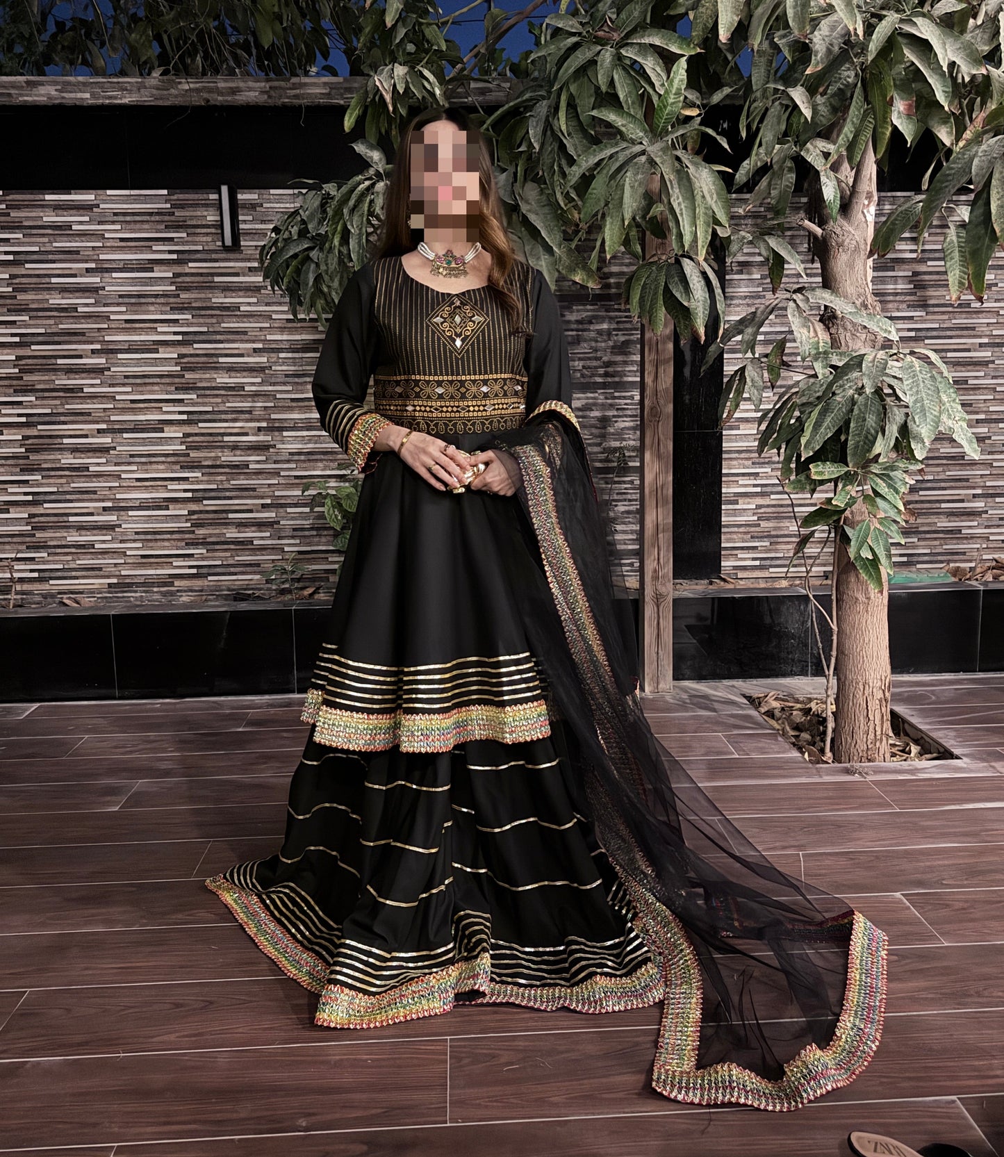 Gul Rukh-BLK