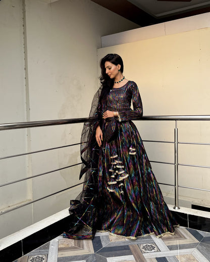 Black Lehnga 4pc