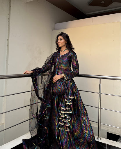 Black Lehnga 4pc