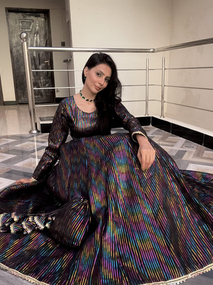 Black Lehnga 4pc