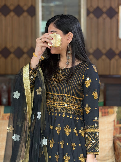 "Mahoor BLK"