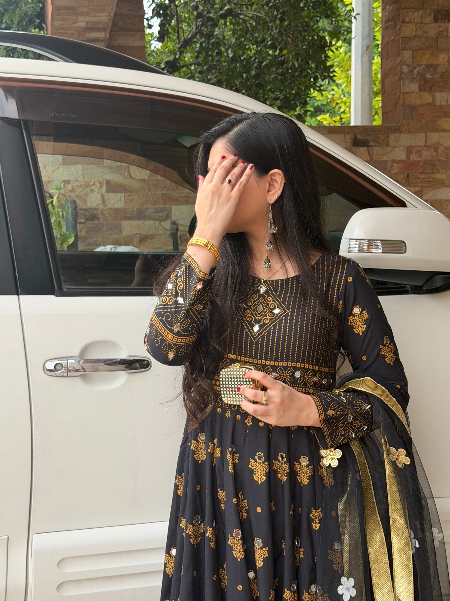"Mahoor BLK"